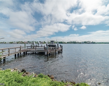 883 Galleon Drive - Photo Thumbnail 33