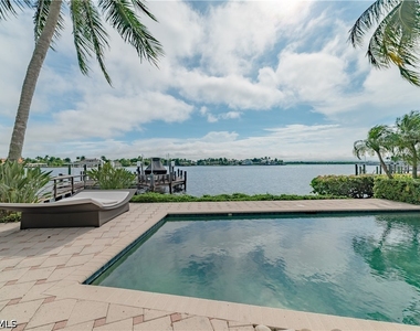 883 Galleon Drive - Photo Thumbnail 32