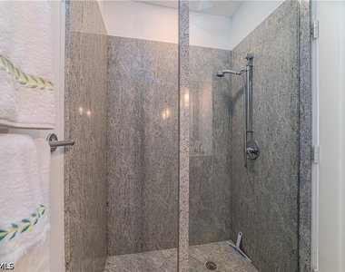 883 Galleon Drive - Photo Thumbnail 20