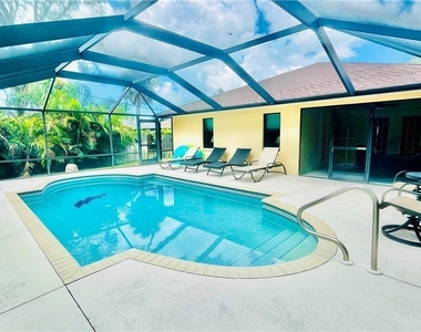 552 97th Avenue N - Photo Thumbnail 15