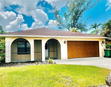 552 97th Avenue N - Photo Thumbnail 4