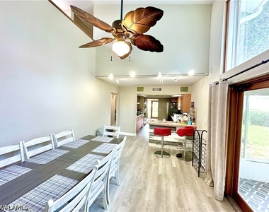 416 Bristle Cone Lane - Photo Thumbnail 4