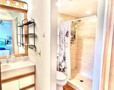 416 Bristle Cone Lane - Photo Thumbnail 21