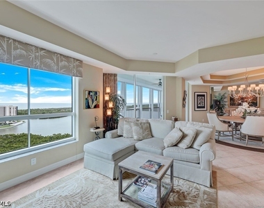 295 Grande Way - Photo Thumbnail 4
