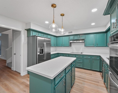3622 Highland Lakes Drive - Photo Thumbnail 2