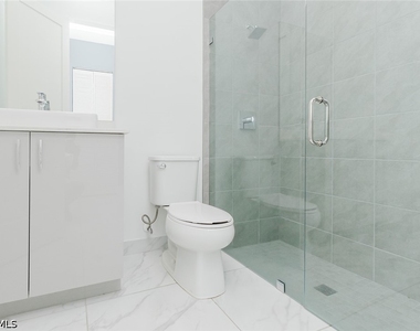 5065 Gambero Way - Photo Thumbnail 4