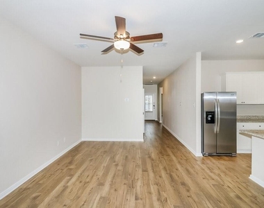 7611 Tipton Meadow Way - Photo Thumbnail 1