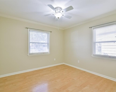 108 Dolphin Avenue - Photo Thumbnail 19