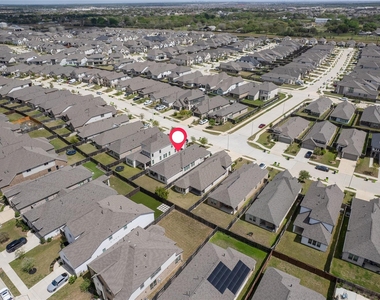 10443 Cecilia Star Lane - Photo Thumbnail 31