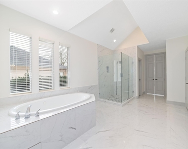 3505 Parkside Drive - Photo Thumbnail 14