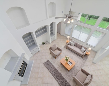 3505 Parkside Drive - Photo Thumbnail 5