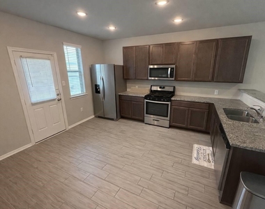 20023 Tuft Canyon Court - Photo Thumbnail 5