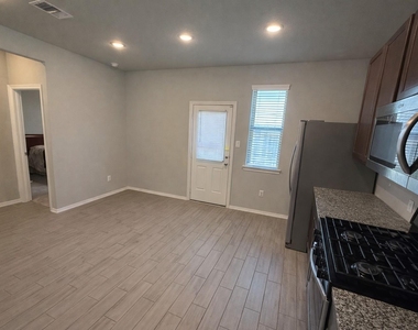 20023 Tuft Canyon Court - Photo Thumbnail 7