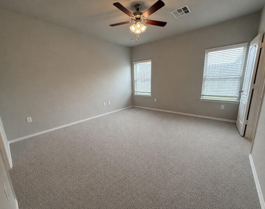 20023 Tuft Canyon Court - Photo Thumbnail 8