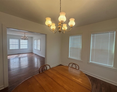 1803 Avenue P - Photo Thumbnail 3