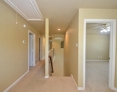 5503 Langhorne Court - Photo Thumbnail 15