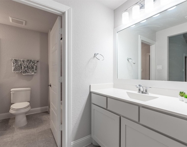 16611 Highland Country Drive - Photo Thumbnail 24