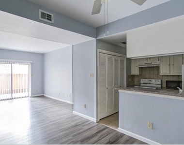 11711 Memorial Drive - Photo Thumbnail 10