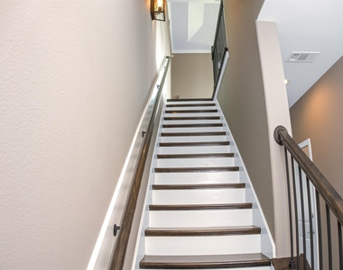 3911 Griggs Road - Photo Thumbnail 23