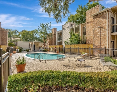2001 Bering Drive - Photo Thumbnail 22
