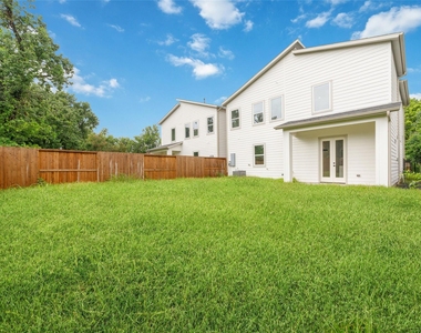 6717 England Street - Photo Thumbnail 23