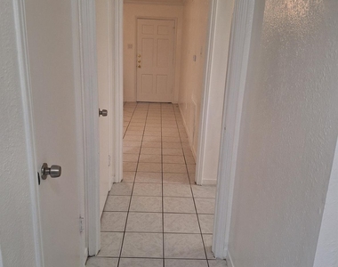 7900 Westheimer Road - Photo Thumbnail 9