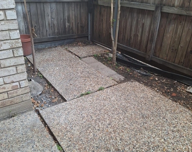 7900 Westheimer Road - Photo Thumbnail 4