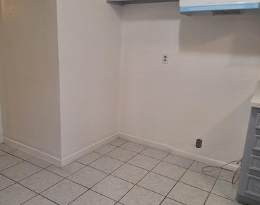 7900 Westheimer Road - Photo Thumbnail 7