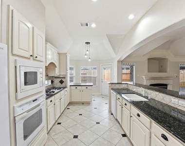 12607 Orchid Trail - Photo Thumbnail 10