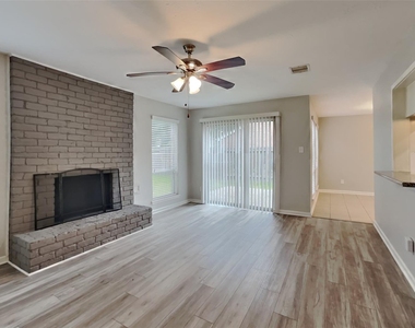 1070 Red Rock Canyon Drive - Photo Thumbnail 3
