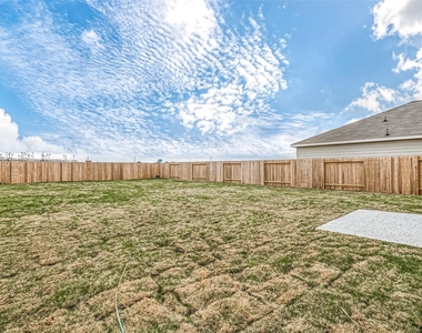 3993 Fringetree Lane - Photo Thumbnail 20