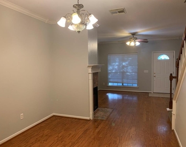 2910 Grants Lake Boulevard - Photo Thumbnail 8