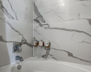 1508 Blodgett Street - Photo Thumbnail 11