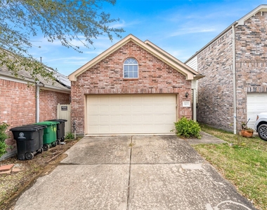 13223 Southpoint Lane - Photo Thumbnail 3