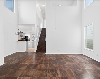 13223 Southpoint Lane - Photo Thumbnail 14