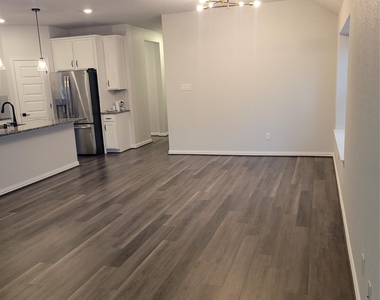 338 Honey Mesquite Path - Photo Thumbnail 12
