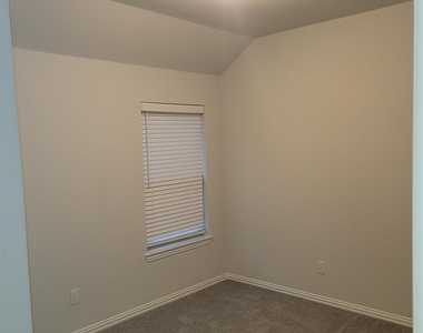 338 Honey Mesquite Path - Photo Thumbnail 17