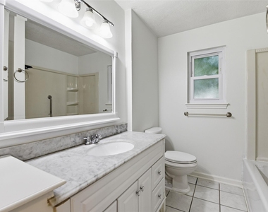 2115 Oak Shores Drive - Photo Thumbnail 32