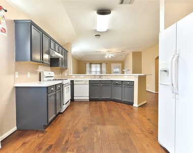 19627 Beachy Court - Photo Thumbnail 7