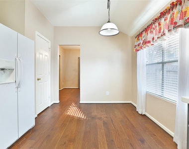 19627 Beachy Court - Photo Thumbnail 10