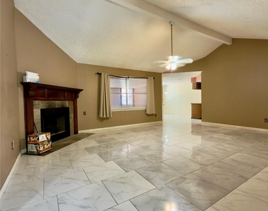 23115 Bright Star Drive - Photo Thumbnail 2