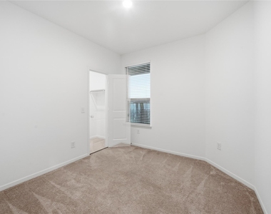 16306 Fontana Court - Photo Thumbnail 18