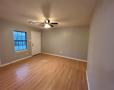 6818 Weston Street - Photo Thumbnail 1