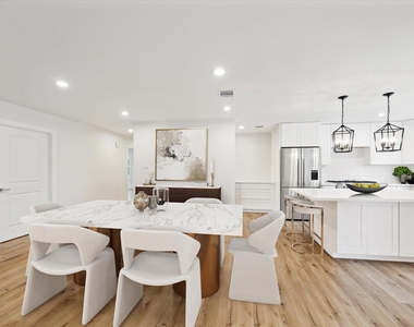 1935 Willow Road - Photo Thumbnail 10