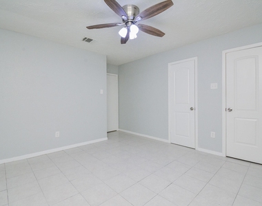 16518 Monte Carlo Lane - Photo Thumbnail 22