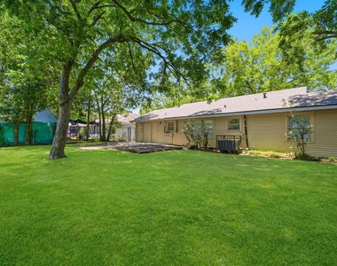 3025 Vance Avenue - Photo Thumbnail 13