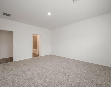 5619 Vintage Oakmont Drive - Photo Thumbnail 21