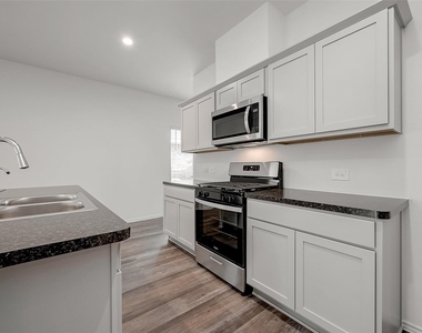 5619 Vintage Oakmont Drive - Photo Thumbnail 17