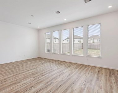 21118 Rio San Jose Court - Photo Thumbnail 9