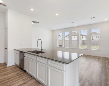 21118 Rio San Jose Court - Photo Thumbnail 6